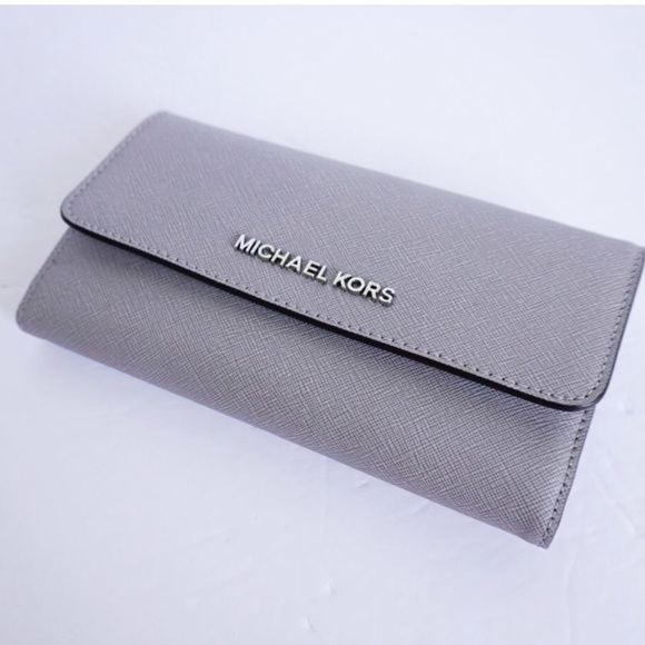 NWT! MICHAEL Michael Kors large trifold jet set ash grey wallet - Picture 4 of 6